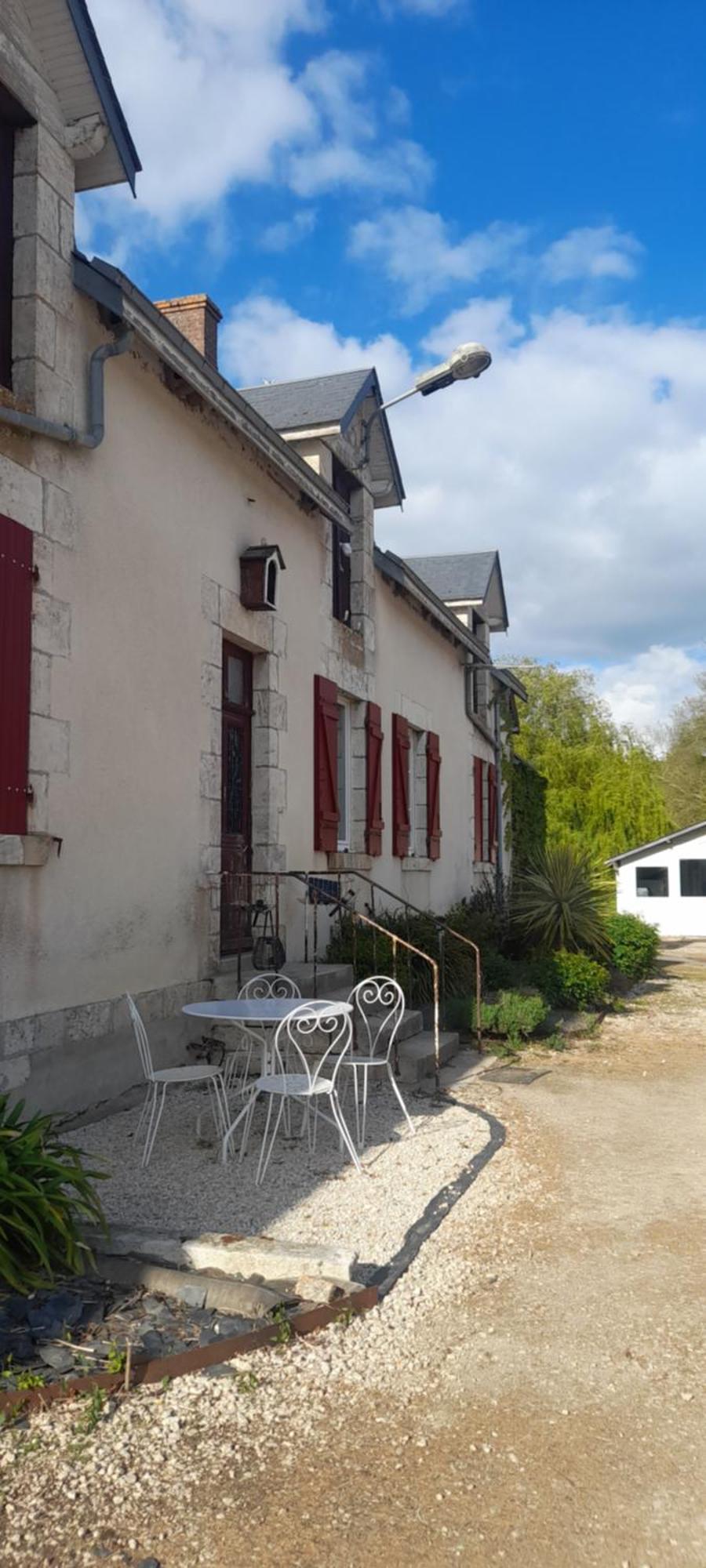 La Ferme De L'Isle Et Sa Roulotte Acomodação com café da manhã Avaray Exterior foto